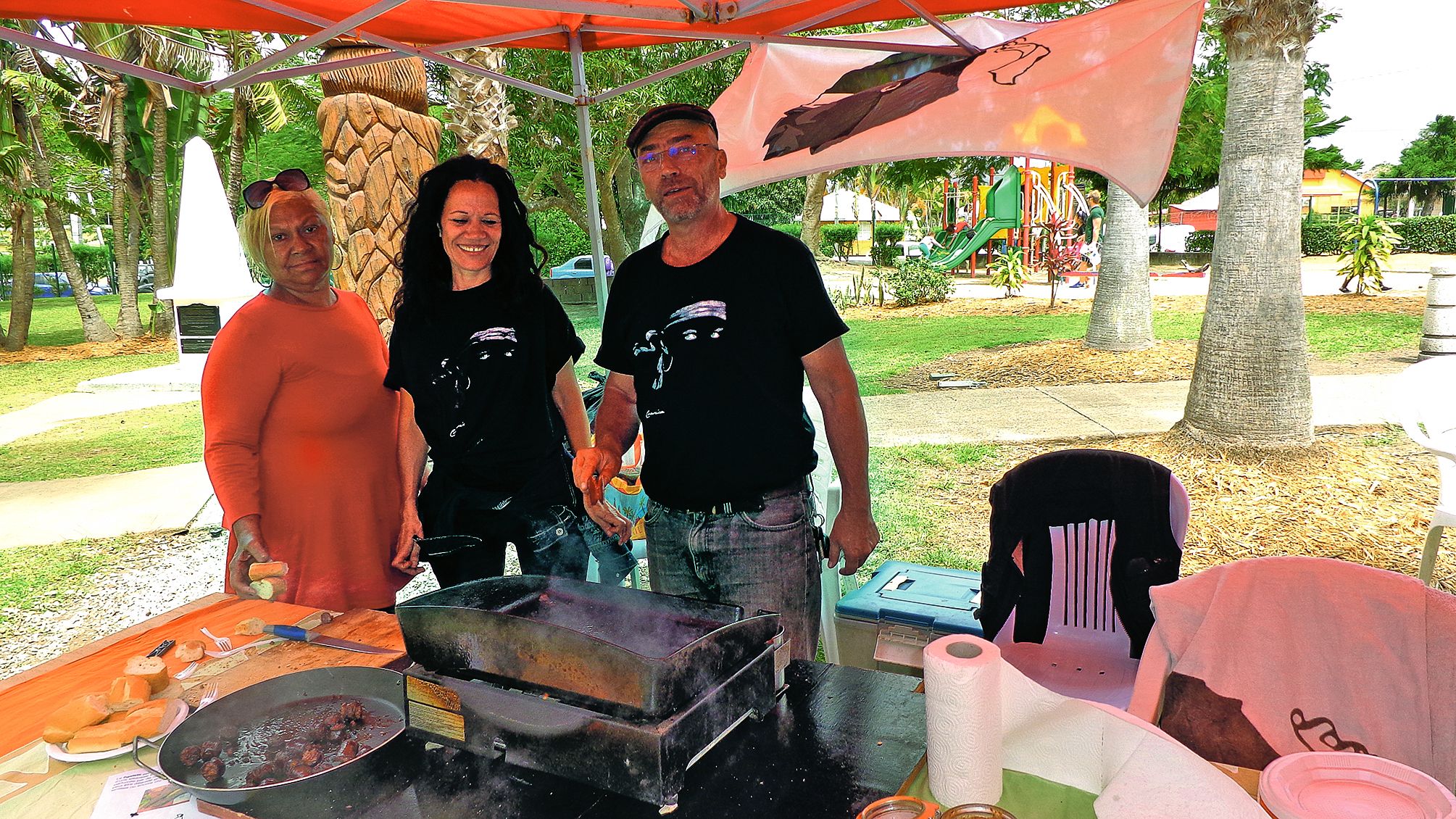 Le stand d’Éric, d’origine Corse, a attiré de nombreux gourmets qui ont pu goûter aux spécialités de son île.