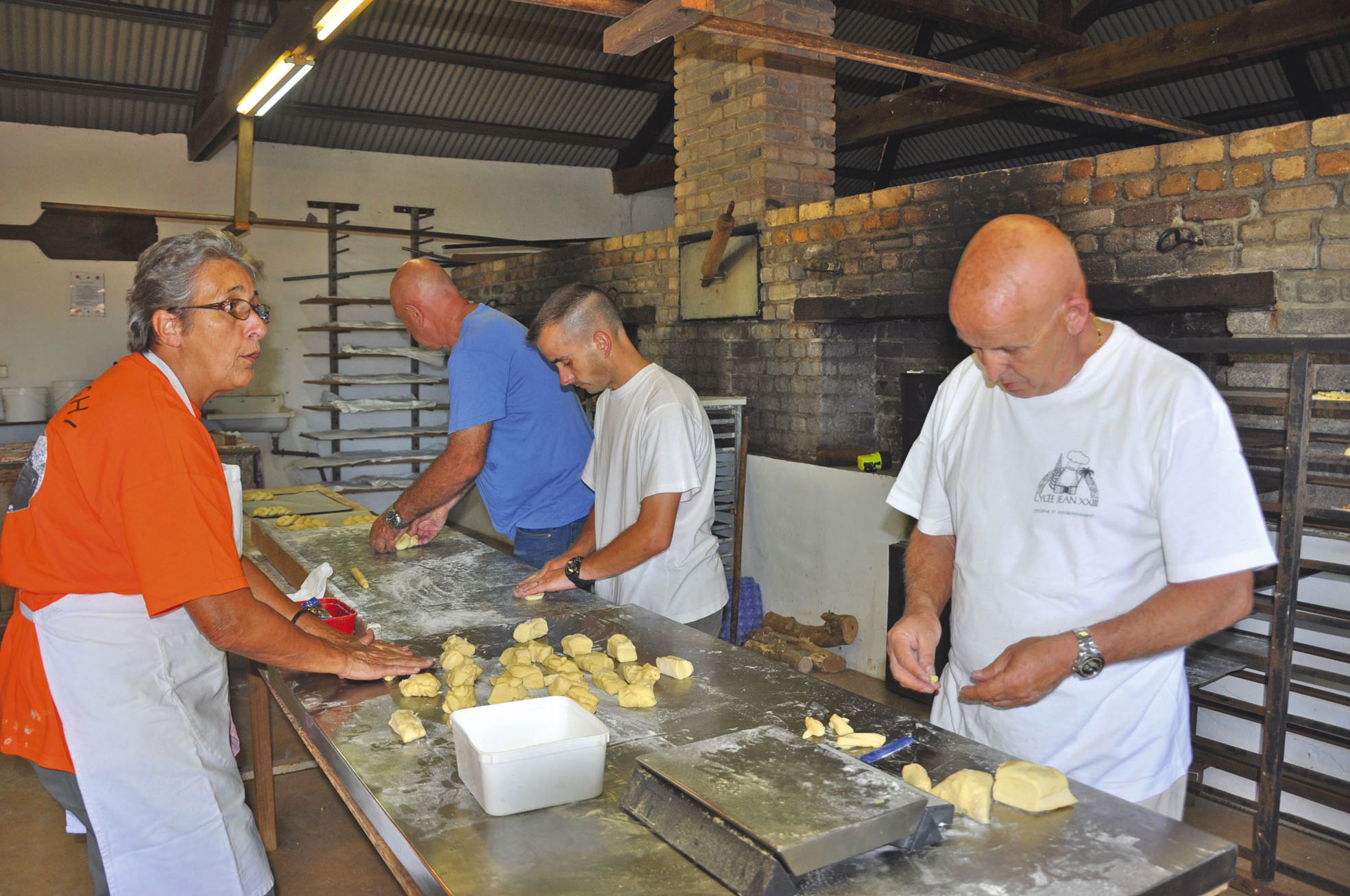 Les Journées du patrimoine sont l'occasion de faire revivre la boulangerie et ses fours à bois.