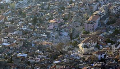 Turquie: six morts de plus dans les décombres après un nouveau séisme