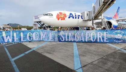 Le premier vol en provenance de Singapour se pose à La Tontouta