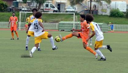 Football : le trio de tête confirme