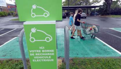 Electricité : un tarif spécifique pour les bornes de recharge de voiture