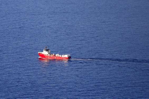 Le navire Ocean Viking débarque 230 migrants en France, une première