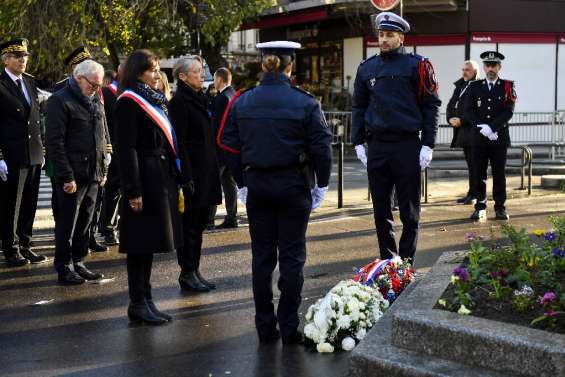 Sept ans après, Borne commémore les attentats du 13-Novembre