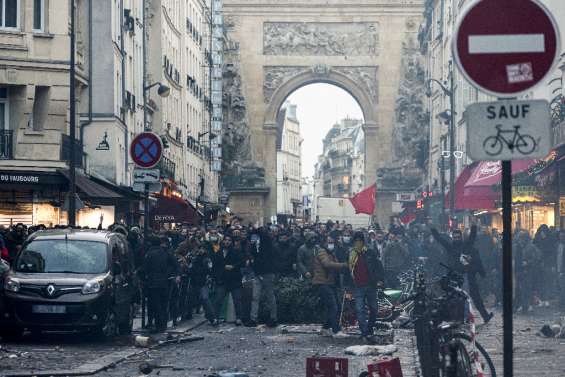 Tirs meurtriers à Paris: l'enquête se poursuit pour déterminer le mobile du suspect