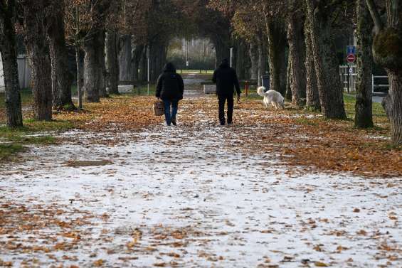 Ile-de-France et Grand Est restent en vigilance orange neige-verglas