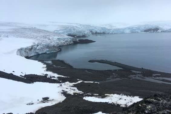 La couche d'ozone se reconstitue mais pourrait être menacée par la géo-ingénierie