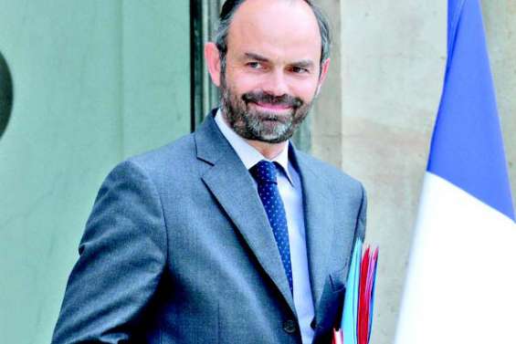 Edouard Philippe célèbre les accords et appelle chacun à la responsabilité