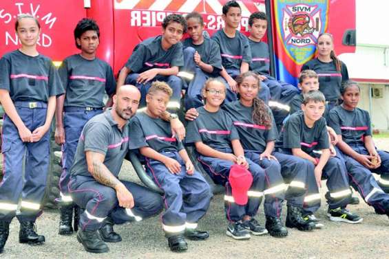 Les jeunes sapeurs-pompiers prennent leur rôle au sérieux