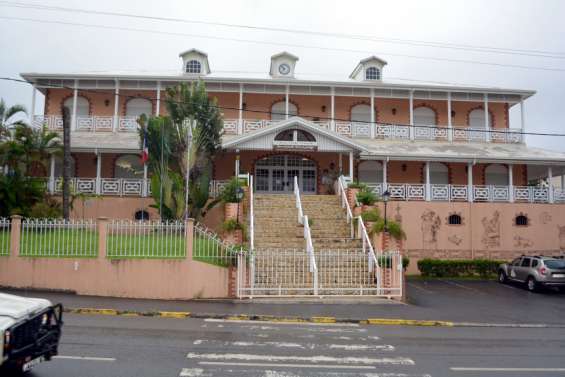 La mairie de Bourail se met en fonctionnement covid-19