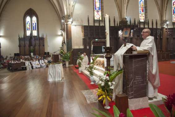 La messe de la cathédrale Saint-Joseph de Nouméa sur Facebook