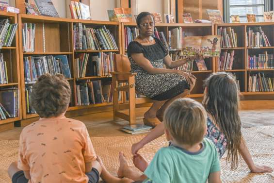 Les contes d'Océanie ont repris leur place au centre Tjibaou