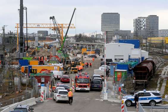 Une bombe de la dernière guerre explose sur un chantier