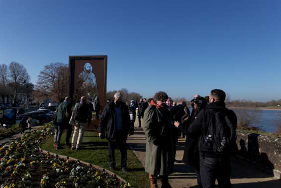 La sculpture en hommage au héros algérien Abdelkader dégradée