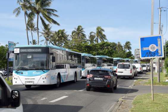 Nouméa : La CSTNC réfute les propos de Carsud concernant le blocage du dépôt des Néobus à Belle-Vie