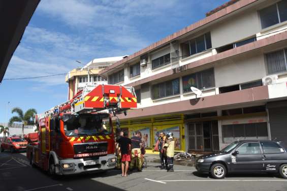 Un incendie volontaire maîtrisé en centre-ville