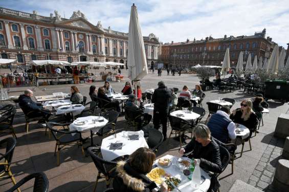 Covid : la France annonce la fin de la quasi-totalité des restrictions le 14 mars