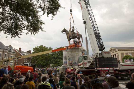 Menacé de mort pour enlèvement de statues confédérées