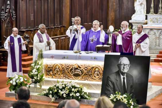 Messe en l'honneur de Jean Lèques, un hommage en forme d'appel à la paix