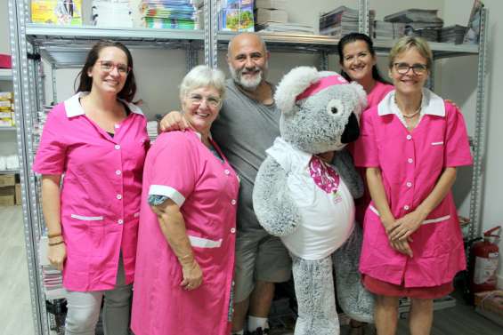 Grâce à leur gala, les Mamans roses vont continuer d'apporter de la magie à l'hôpital