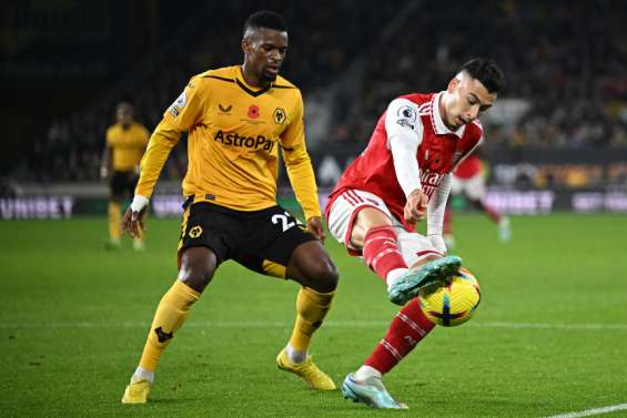 Arsenal prend le large en Angleterre