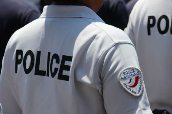 La police recrute  en service civique 