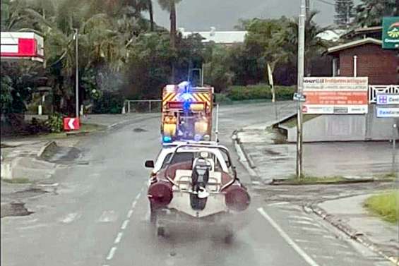 A Bourail, la RT1 de nouveau inondée ce dimanche soir