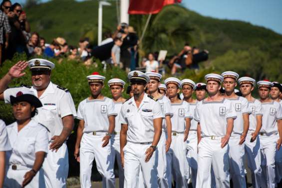 44 jeunes achèvent la préparation militaire marine