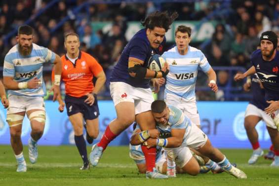 Rugby : le XV de France termine sa tournée cauchemardesque en Argentine par une défaite