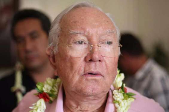 Polynésie : à 93 ans, Gaston Flosse quitte la présidence de son parti