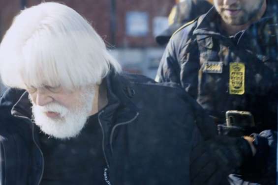 Le fondateur de Sea Shepherd, recherché par le Japon, arrêté au Groenland