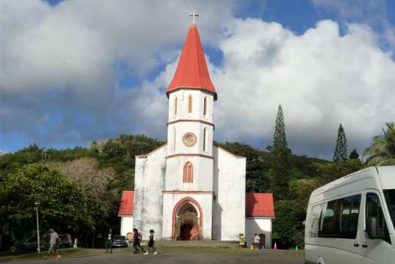 Poindimié : l’église de Tyé en partie détruite par un incendie