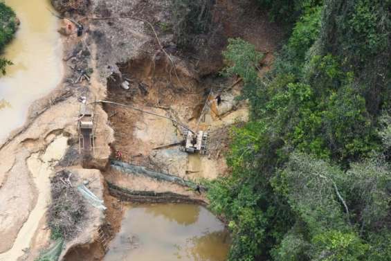 Guyane : Les opérateurs miniers du territoire interpellent le nouveau Premier ministre sur l’orpaillage illégal