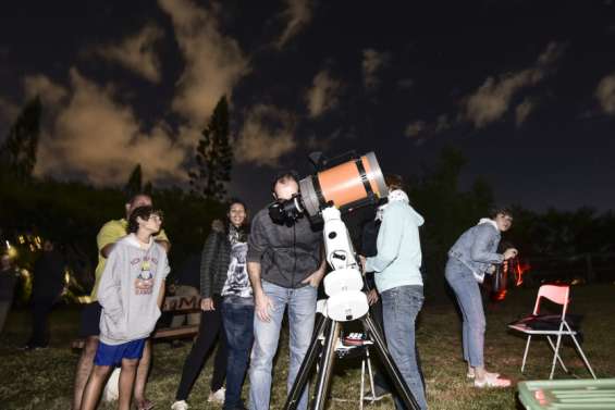 La Lune va cacher Saturne ce mardi soir dans le ciel calédonien