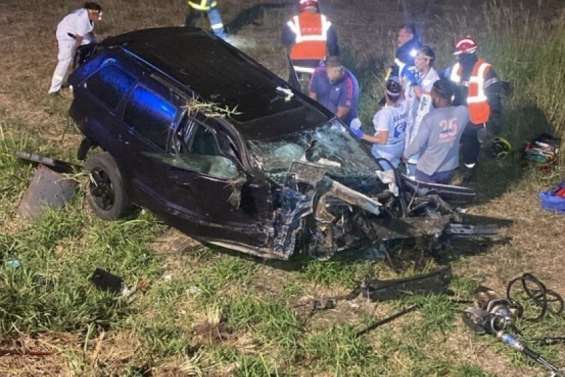 Deux conducteurs lancés à vive allure blessés dans un impressionnant accident de la route à Païta