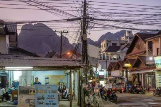 Laos : six touristes, dont deux Australiennes, meurent d'une intoxication à l'alcool frelaté