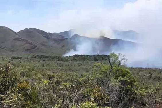 Incendie à Prony : le plan Orsec levé