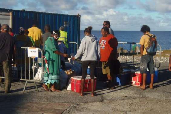 Solidarité à Nengone : deux containers remplis