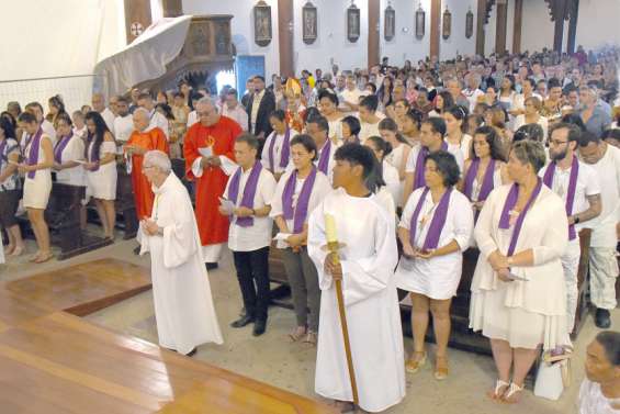 Une fête de la Pentecôte particulière à la cathédrale de Nouméa