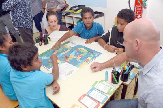 Les écoliers calédoniens apprennent à économiser l'énergie en jouant