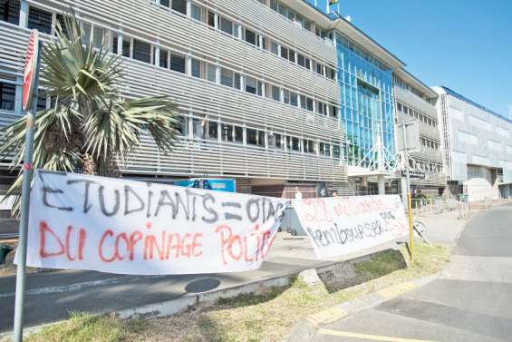 Mobilisées pour le rapatriement de tous les étudiants