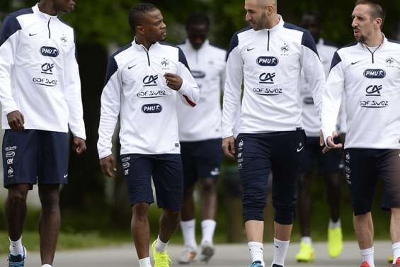 Séance d'autographes pour les Bleus