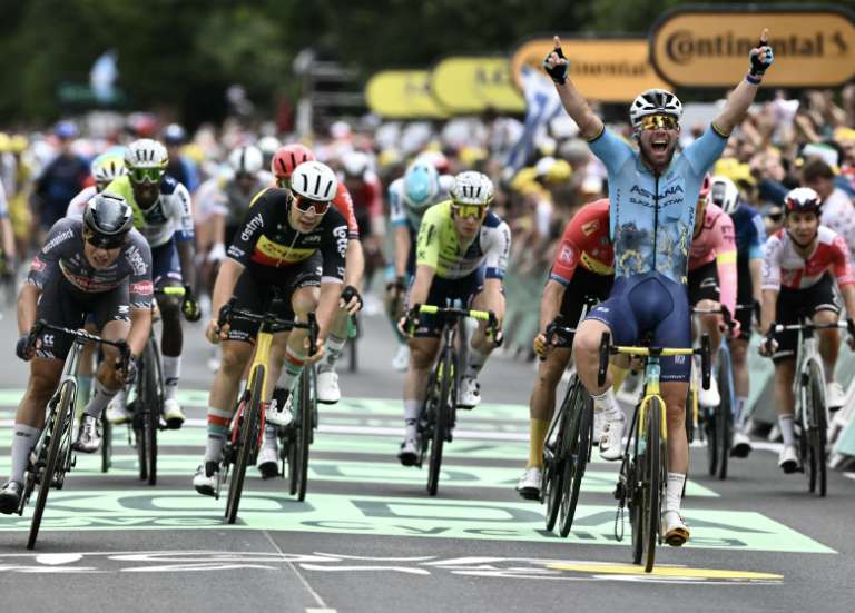 Tour de France : Mark Cavendish remporte une 35e victoire et écrit l’histoire