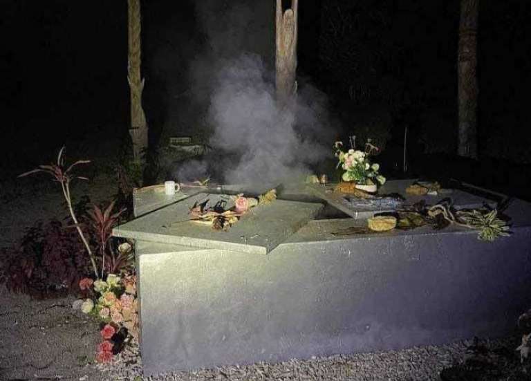 A La Foa, le mausolée du grand chef kanak Ataï vandalisé