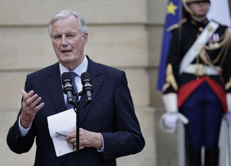 Michel Barnier, nommé Premier ministre, promet 