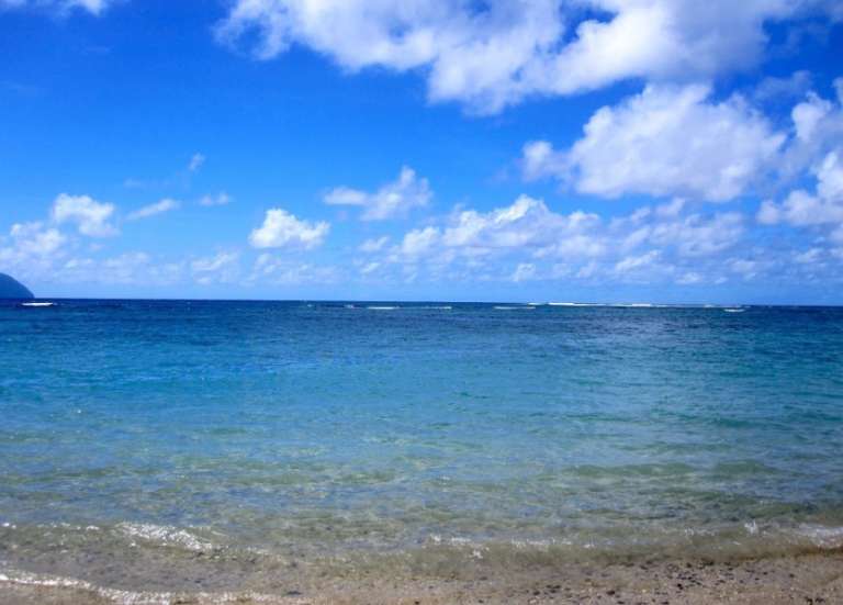 Îles Salomon : un disparu en mer survit grâce à un bidon d’essence