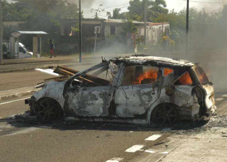 Violences en Martinique: couvre-feu décrété dans certains quartiers de Fort-de-France