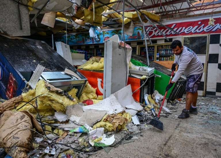 Au moins 10 morts en Floride après le passage de l'ouragan Milton, la tempête Kirk inonde la France