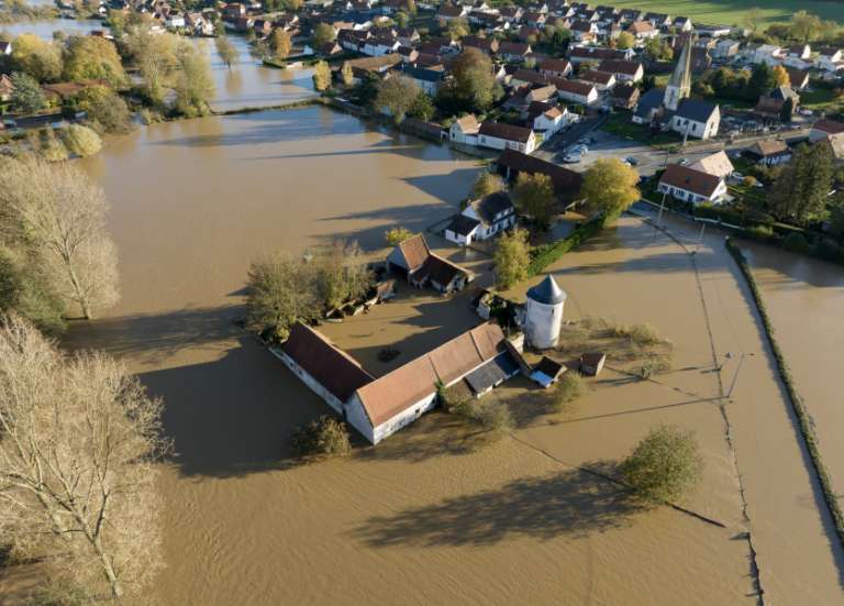 Avant la COP29, la France planifie sa sortie des énergies fossiles pour atteindre la neutralité carbone en 2050