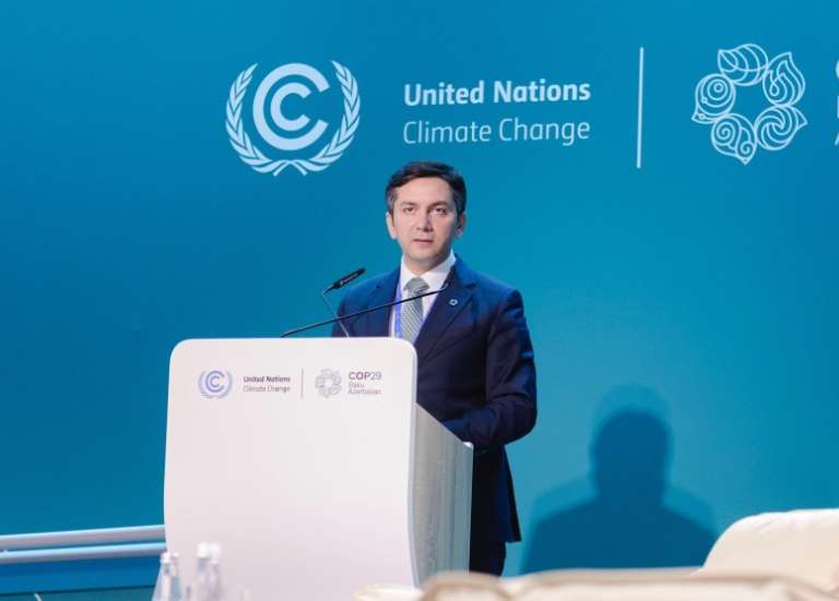 La présidence de la COP29 tente de calmer le jeu avec la France